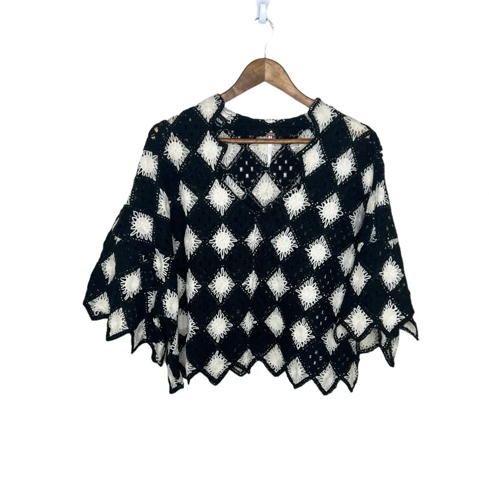 NWOT Free People Beach House Crochet Top